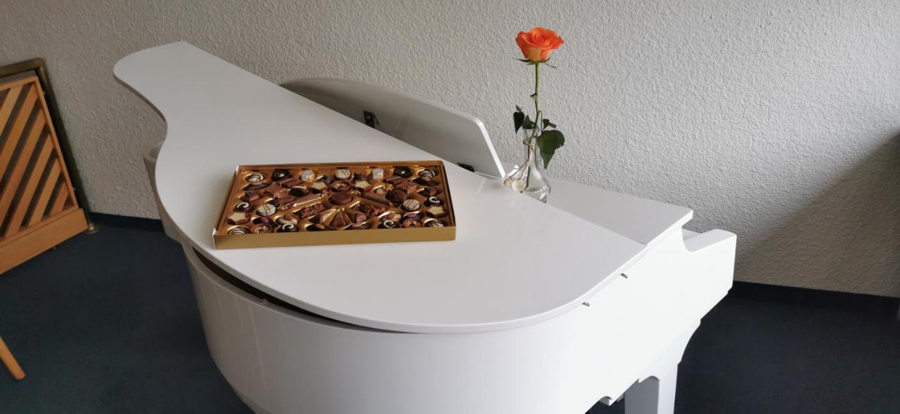 Hotel Pension Störtebeker Biendorf Exteriör bild